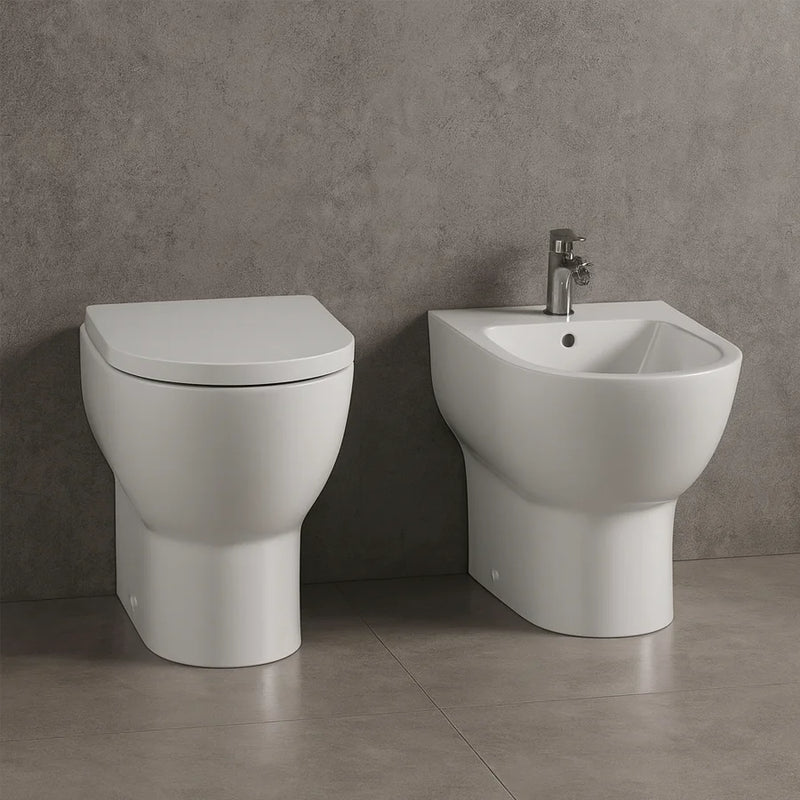 Coppia sanitari Modello Clara WC e bidet filo parete bianco