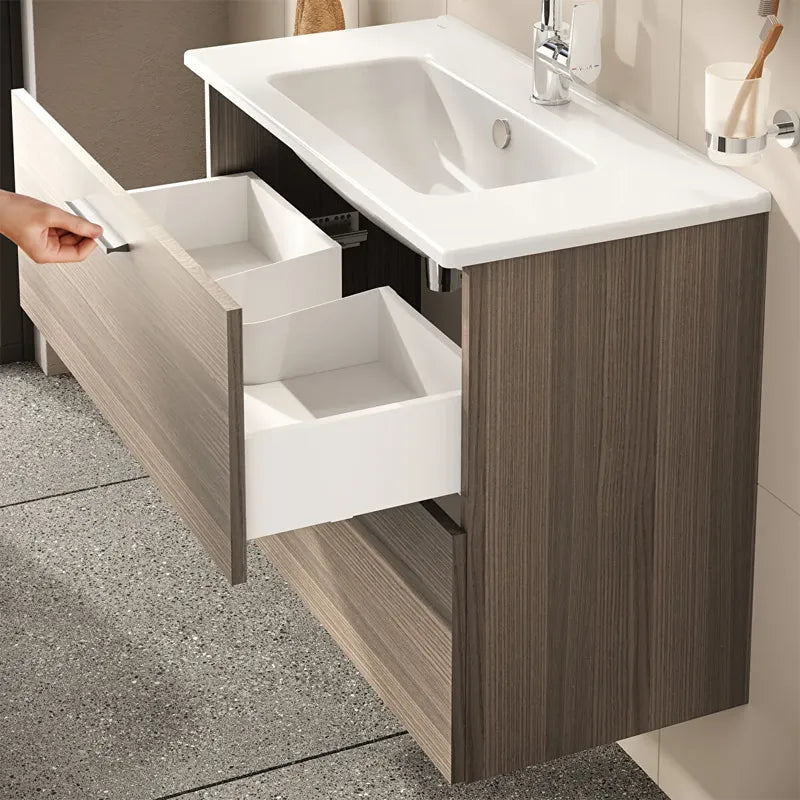 Dettaglio cassetti soft-close mobile bagno Cordoba effetto legno