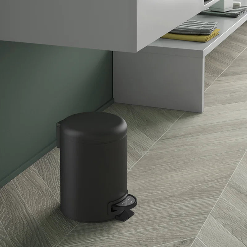 Portarifiuti bagno 5L acciaio inox nero opaco con pedale soft close - Gedy